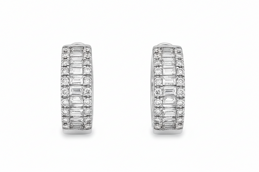 T DIAMOND EARRING 18KY