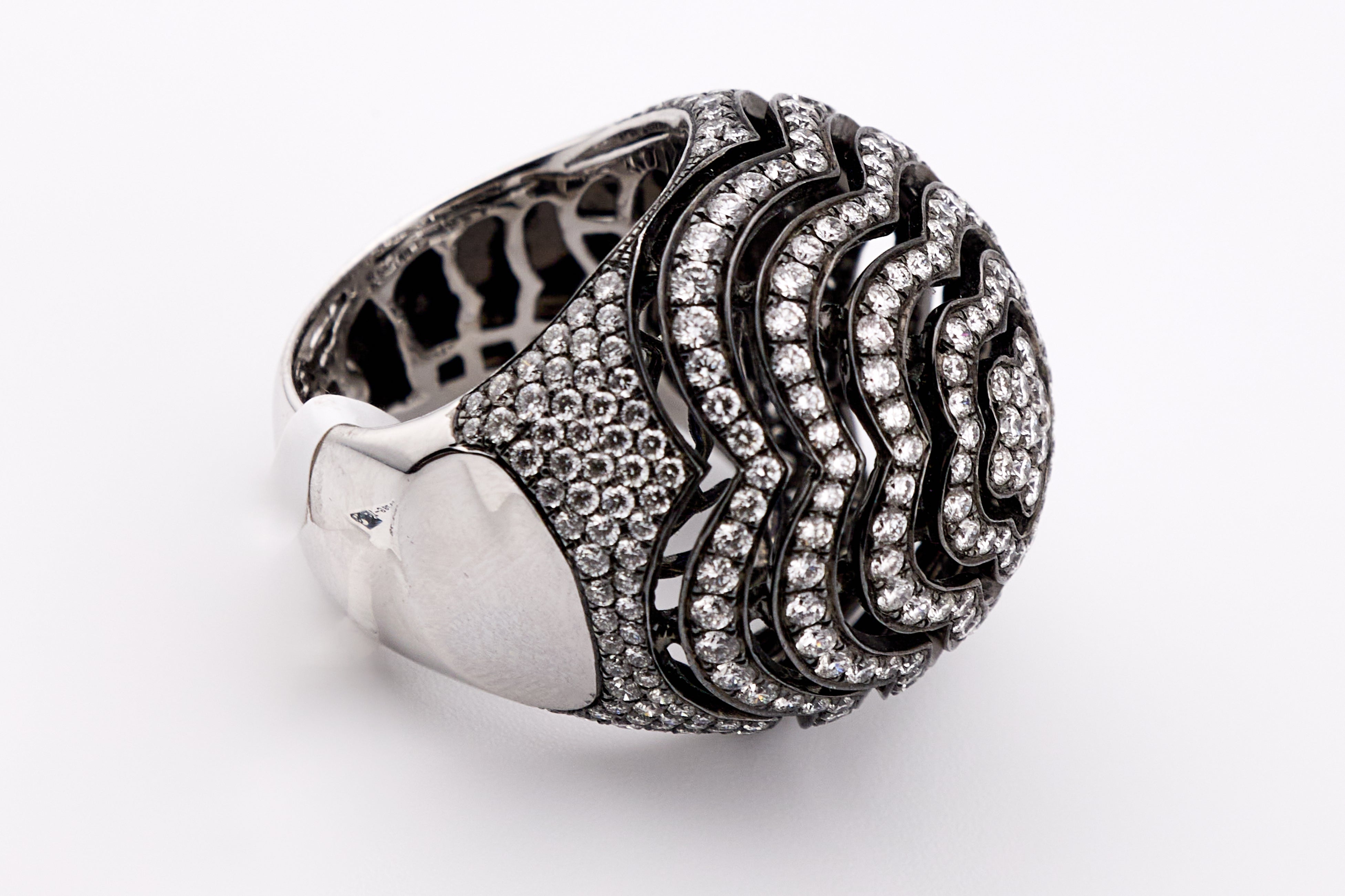 B&W DIAMOND RING 18KW