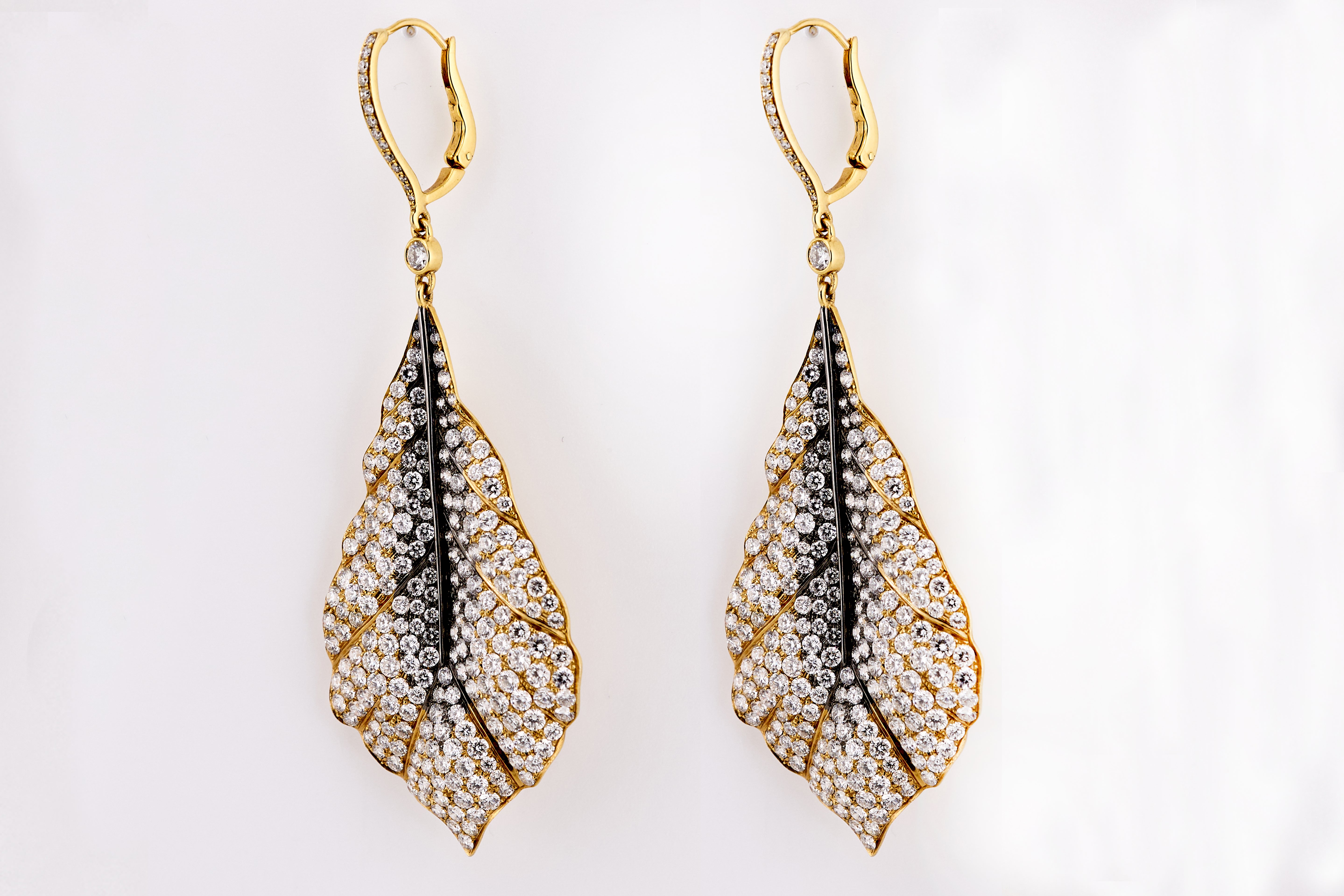 DIAMOND EARRING 18KW
