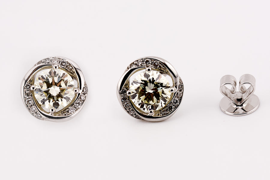 DIAMOND EARRING 18KW