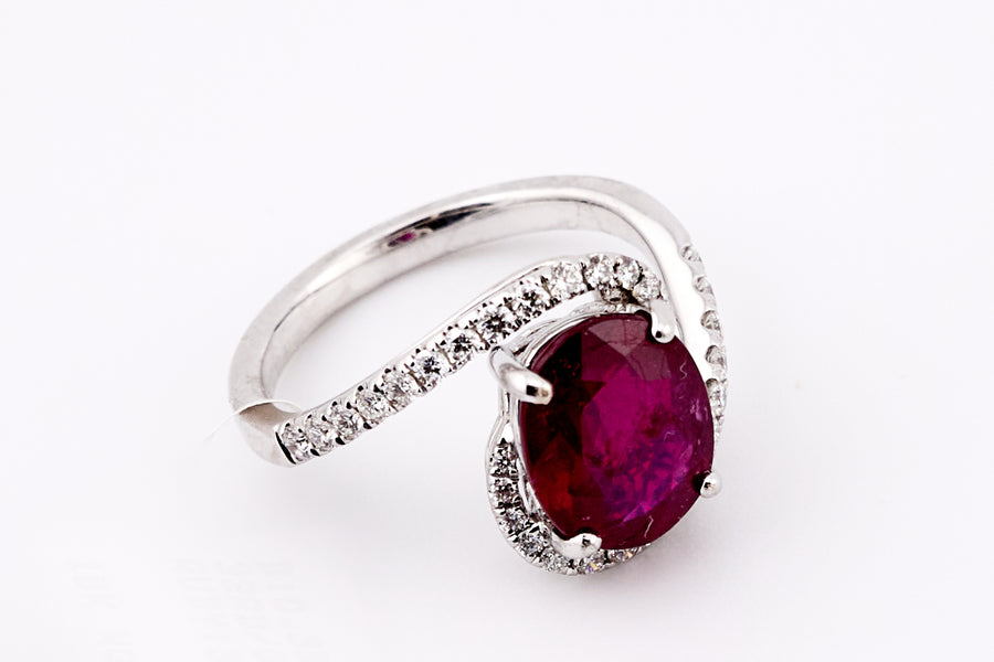 RUBY & DIAMOND RING 18KW