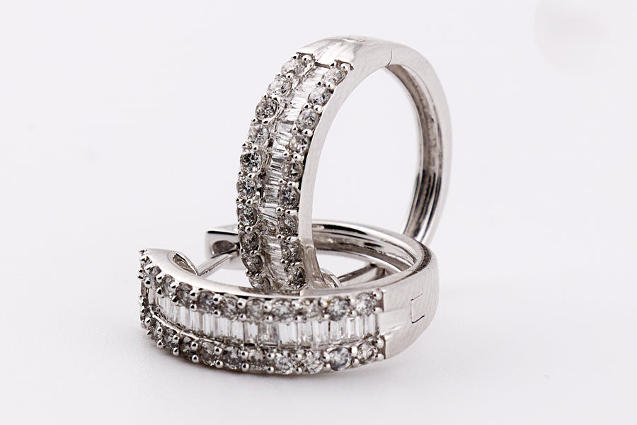DIAMOND EARRING 18KW