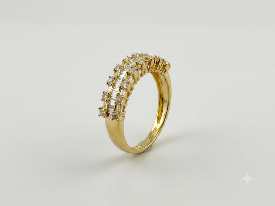 DIAMOND RING 18KW