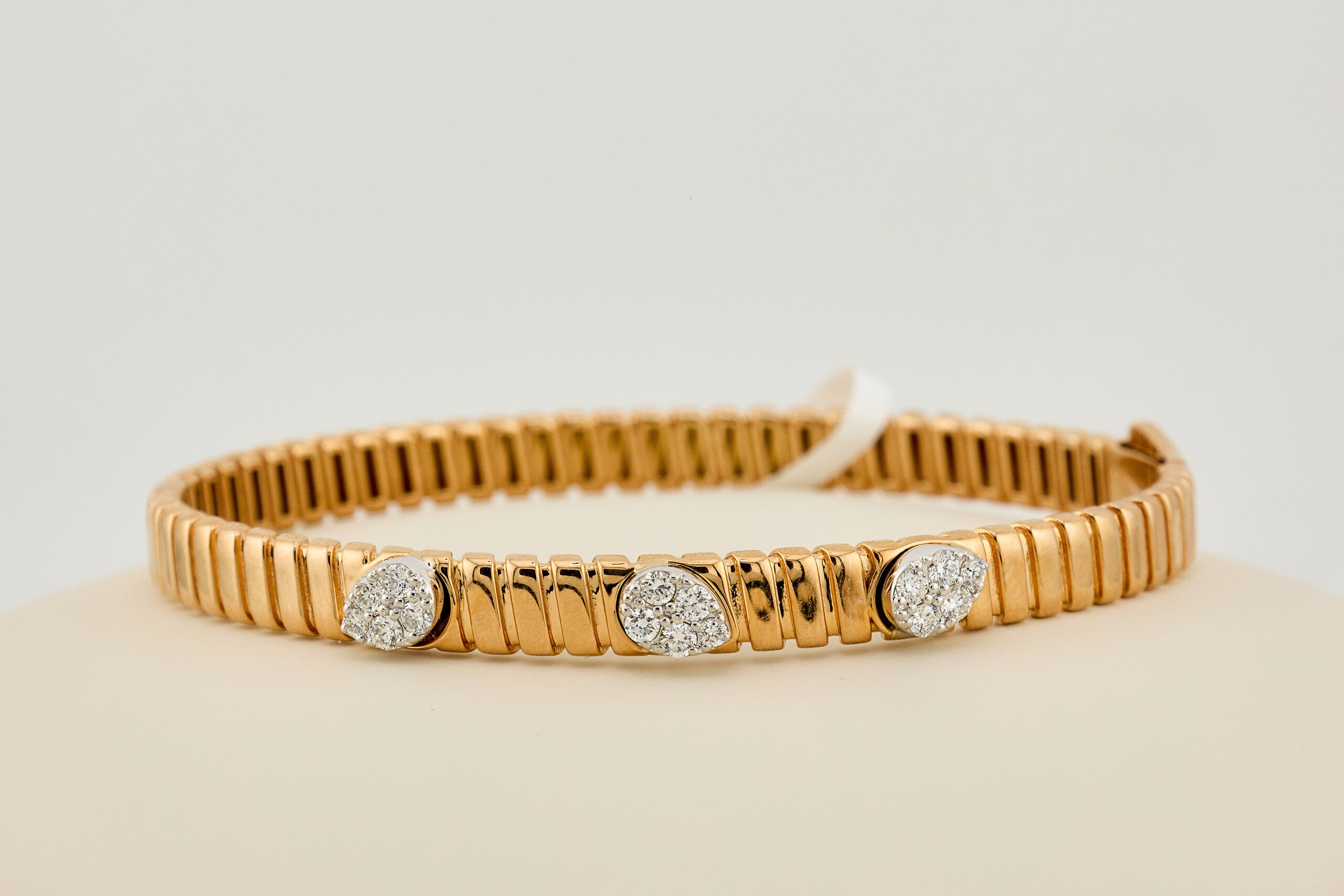 DIAMOND BRACELET 18KW
