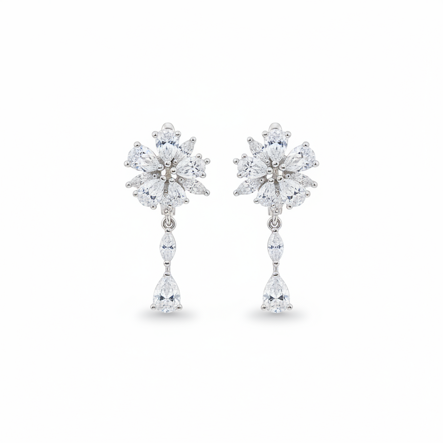 DIAMOND EARRING 18KW