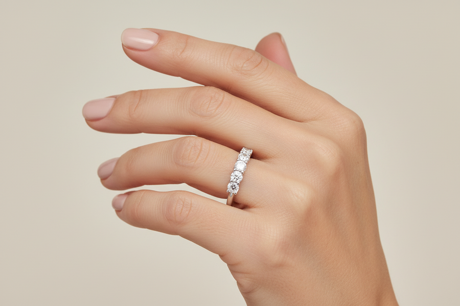 DIAMOND RING 18KW
